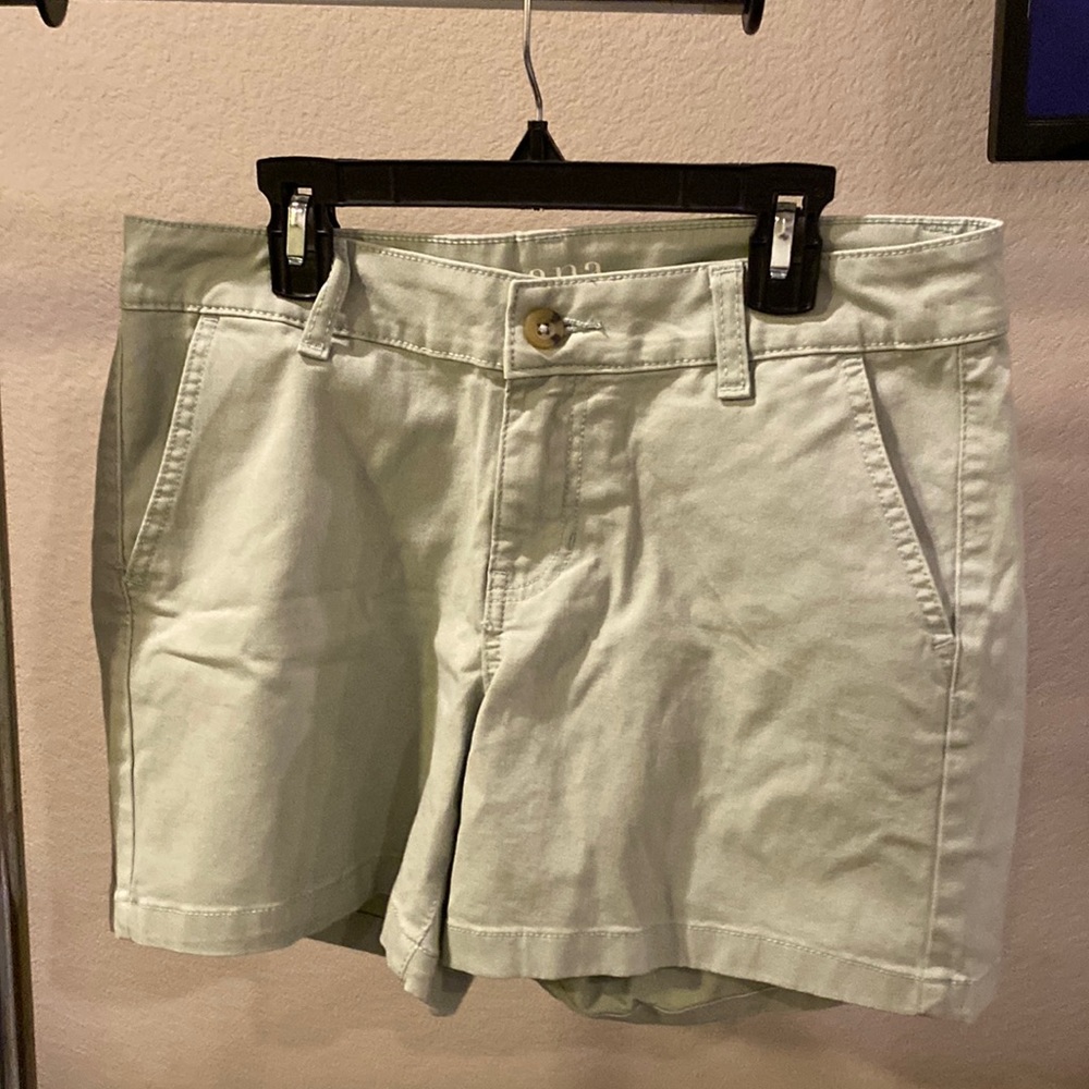 Ana green khaki shorts mid rise size 2 with 5 inch inseam